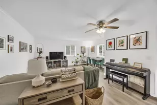 8889 Caminito Plaza Centro, San Diego, CA 92122 - Photo 3