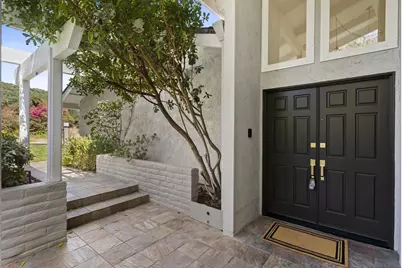  5552 Caminito Herminia, La Jolla, CA 92037 - Photo 9