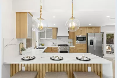  5552 Caminito Herminia, La Jolla, CA 92037 - Photo 23