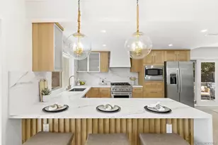 5552 Caminito Herminia, La Jolla, CA 92037 - Photo 23