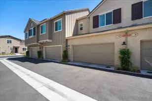 32383 Tannat Dr, Temecula, CA 92591 - Photo 25