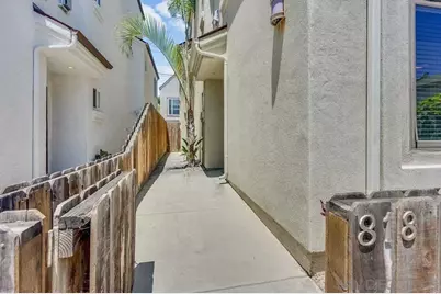  818 Queenstown Court, San Diego, CA 92109 - Photo 7