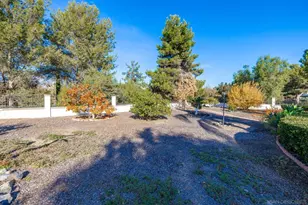 1350 Lupine Hills, Vista, CA 92081 - Photo 39