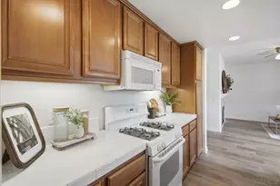 13051 Evening Creek Dr S, San Diego, CA 92128 - Photo 11