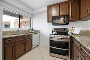881 Thomas, San Diego, CA 92109 - Photo 9