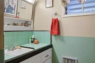 986 9th St, Imperial Beach, CA 91932 - Photo 5