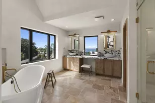 7784 Hillside Dr, San Diego, CA 92037 - Photo 17