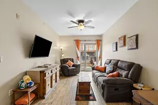 450 J St, San Diego, CA 92101 - Photo 7