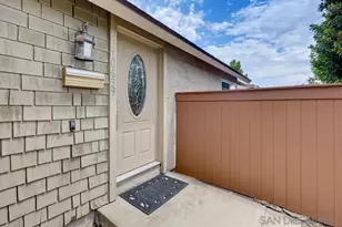 10639 Escobar Dr, San Diego, CA 92124 - Photo 5