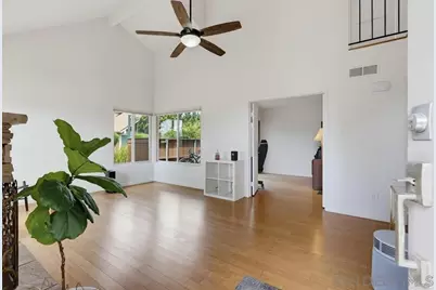  10639 Escobar Dr, San Diego, CA 92124 - Photo 7