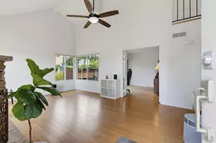 10639 Escobar Dr, San Diego, CA 92124 - Photo 7