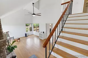 10639 Escobar Dr, San Diego, CA 92124 - Photo 33