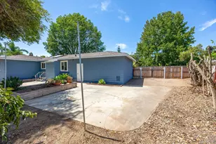 1223 Coventry Rd, Vista, CA 92084 - Photo 13