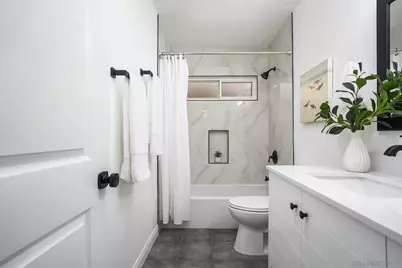  2388 Grand, San Diego, CA 92109 - Photo 25