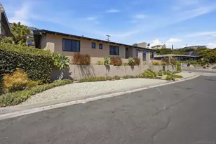 1044 Avenida Amantea, La Jolla, CA 92037 - Photo 51