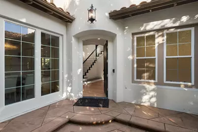  31 Montclair, Irvine, CA 92602 - Photo 3