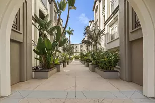 9263 Regents Rd, La Jolla, CA 92037 - Photo 1