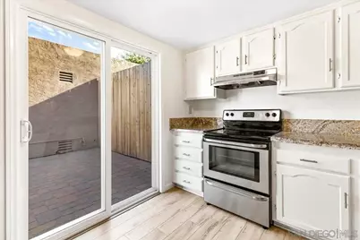  140 E El Norte Pkwy #3, Escondido, CA 92026 - Photo 25