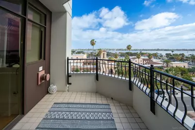  700 W Harbor Dr #705, San Diego, CA 92101 - Photo 15