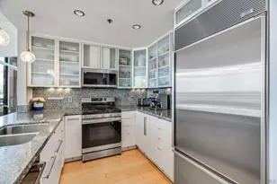 700 W Harbor Dr, San Diego, CA 92101 - Photo 9