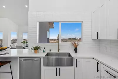  700 Selma Pl, San Diego, CA 92114 - Photo 11