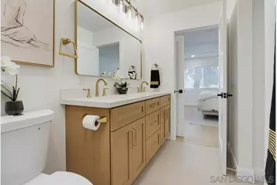  387 N Melrose #D, Vista, CA 92083 - Photo 23