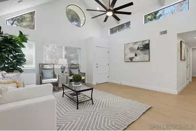  387 N Melrose #D, Vista, CA 92083 - Photo 5