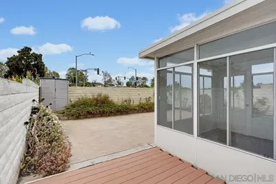  203 Carissa, Oceanside, CA 92057 - Photo 31