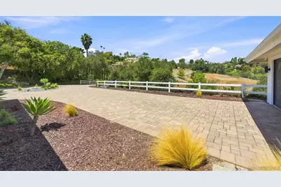  3425 Purer Rd, Escondido, CA 92029 - Photo 9