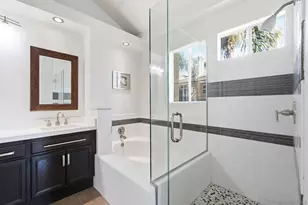 7142 Calabria, San Diego, CA 92122 - Photo 23