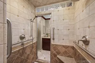 3190 Galloway Dr, San Diego, CA 92122 - Photo 15