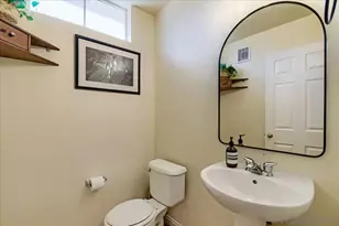 8756 Concourse Ct, San Diego, CA 92123 - Photo 13