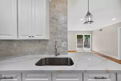  8318 Panorama Ridge Ct, Spring Valley, CA 91977 - Photo 3