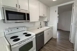 725 Redondo Ct, San Diego, CA 92109 - Photo 11
