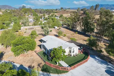  35205 Calle Nopal, Temecula, CA 92592 - Photo 5