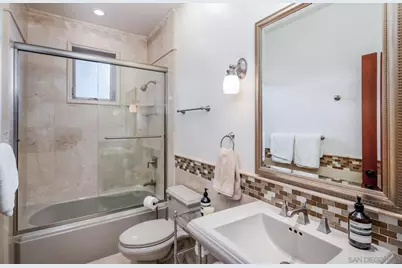  1299 Urania Ave, Encinitas, CA 92024 - Photo 15