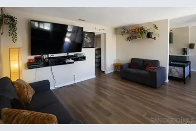  4658 Calle Del Palo, Oceanside, CA 92057 - Photo 5