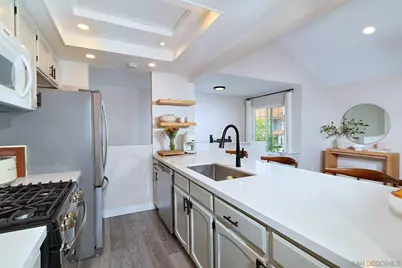  353 Windy Lane, Vista, CA 92083 - Photo 9