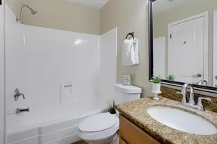 3456 Castle Glen Dr, San Diego, CA 92123 - Photo 19