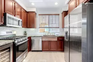 2770 Farragut Rd, San Diego, CA 92106 - Photo 11