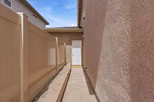 2825 W Canyon Ave., San Diego, CA 92123 - Photo 17