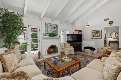  623 Camino Catalina, Solana Beach, CA 92075 - Photo 9