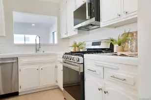 6821 Radcliffe Dr, San Diego, CA 92122 - Photo 15