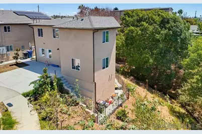  1413 Shoshone Street, Oceanside, CA 92058 - Photo 3