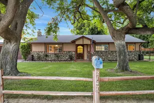 2147 Raymond Ave, Ramona, CA 92065 - Photo 3
