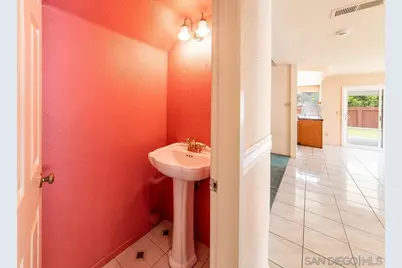  11704 Avenida Anacapa, El Cajon, CA 92019 - Photo 15
