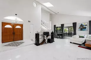 10975 Elderwood Dr, San Diego, CA 92131 - Photo 5