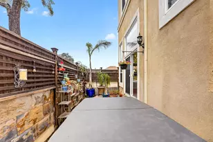 12664 Carmel Country 72, San Diego, CA 92130 - Photo 7