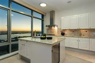 165 Sixth Ave, San Diego, CA 92101 - Photo 11
