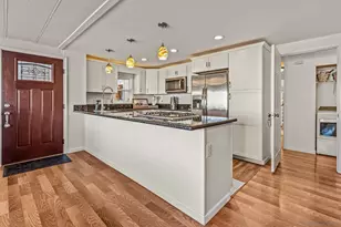 1010 E Bobier Dr, Vista, CA 92084 - Photo 9